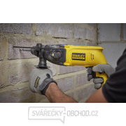 Kombinované kladivo Stanley 780W/2,2J SDS-plus 2,6kg, kufr Náhled